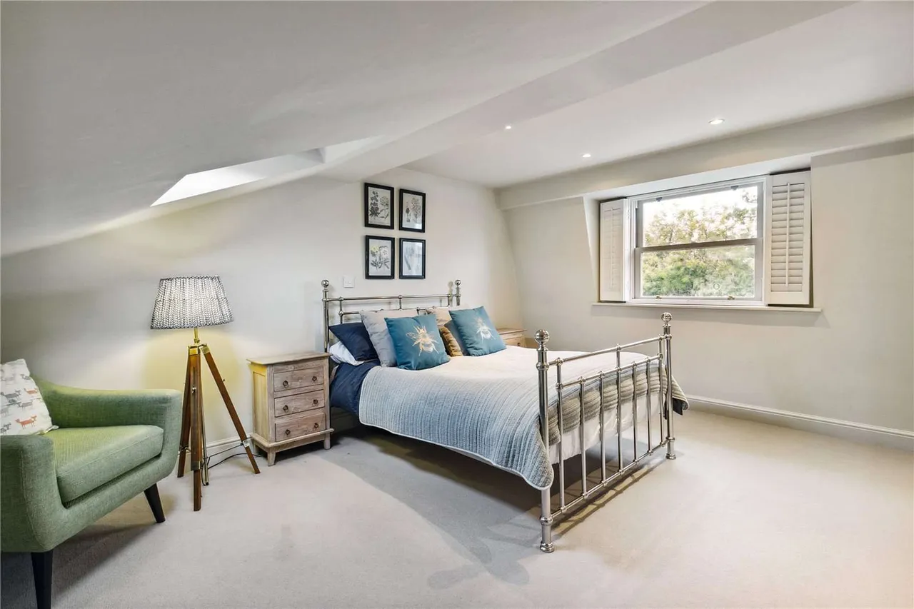 Eglantine Road, London, SW18, photo 11
