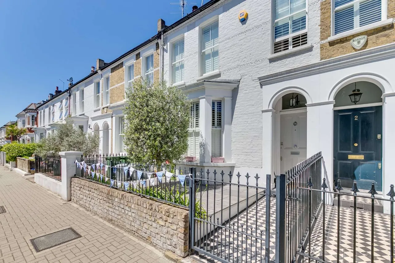 Eglantine Road, London, SW18, photo 15