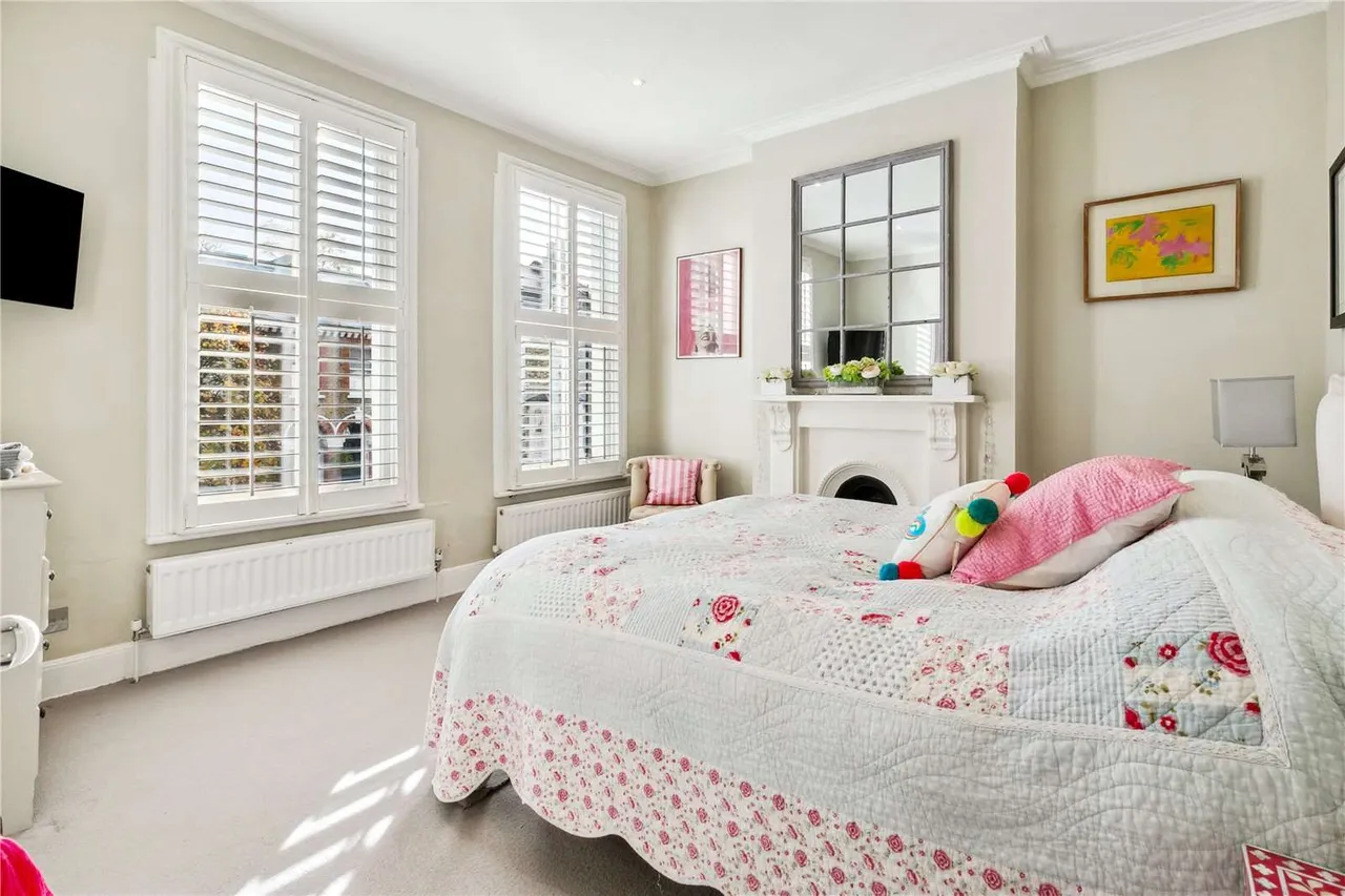 Eglantine Road, London, SW18, photo 8