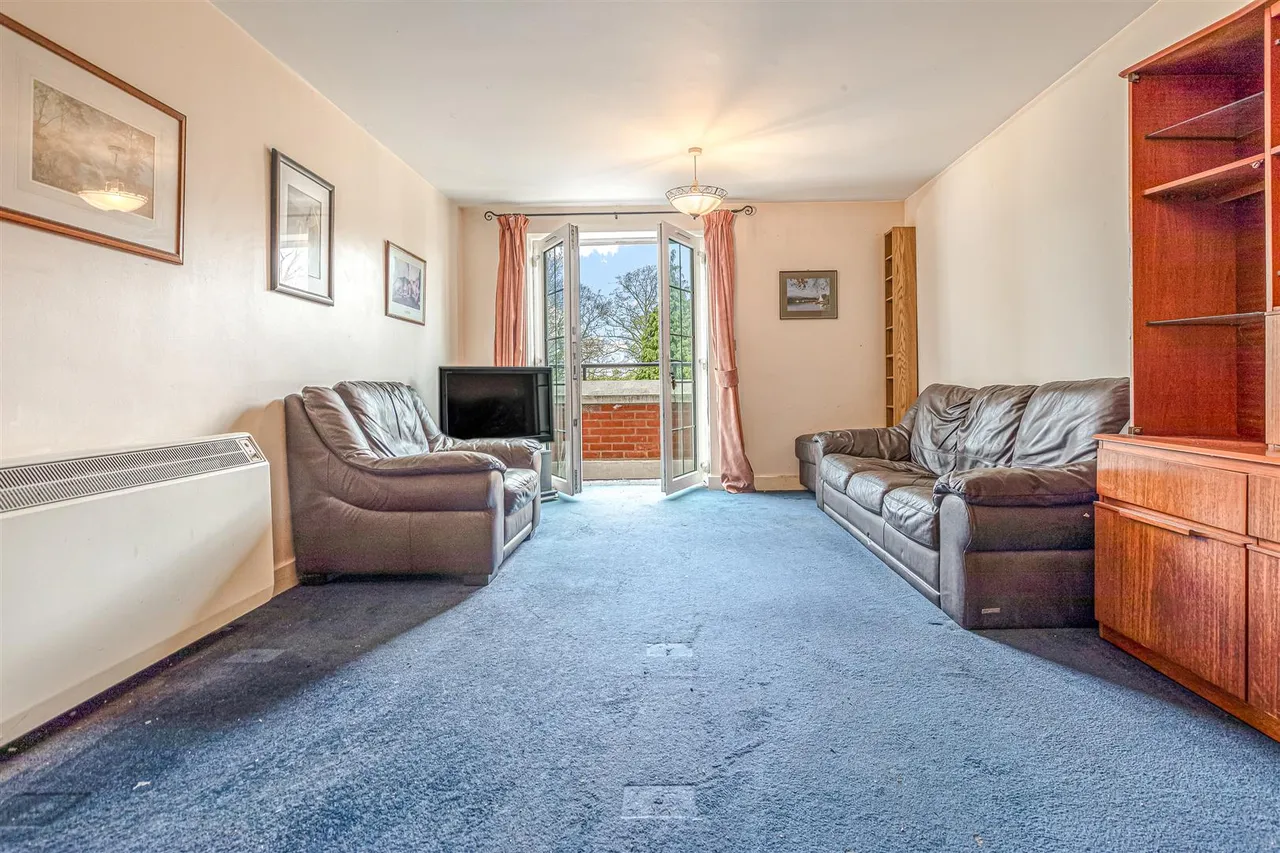 Knighton Park Road, Leicester, LE2, photo 6