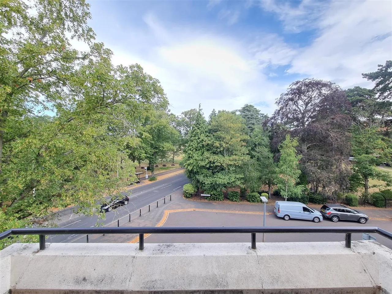 Knighton Park Road, Leicester, LE2, photo 15