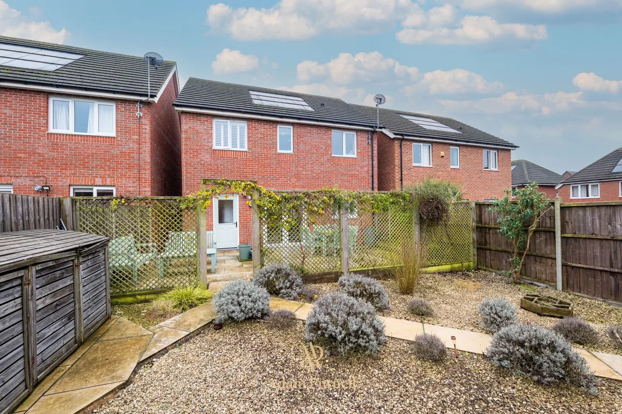 Ferry Pickering Close, Hinckley, LE10, photo 22