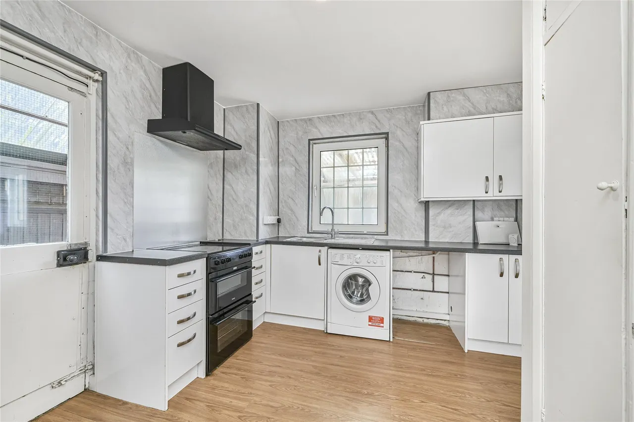 Gauden Close, London, SW4, photo 4
