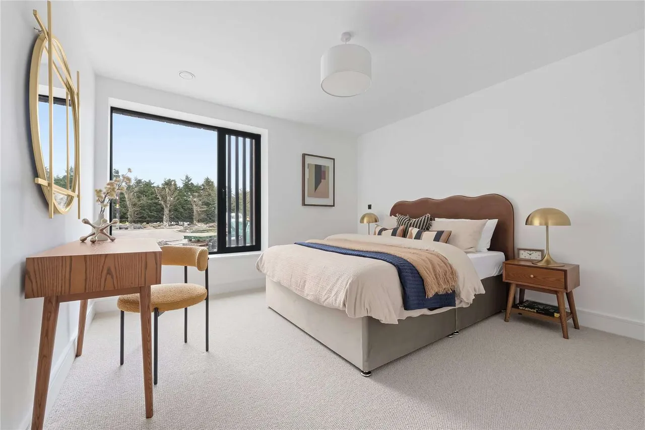 Barton Road, Welford on Avon, Stratford-upon-Avon, Warwickshire, CV37 8HG, photo 7