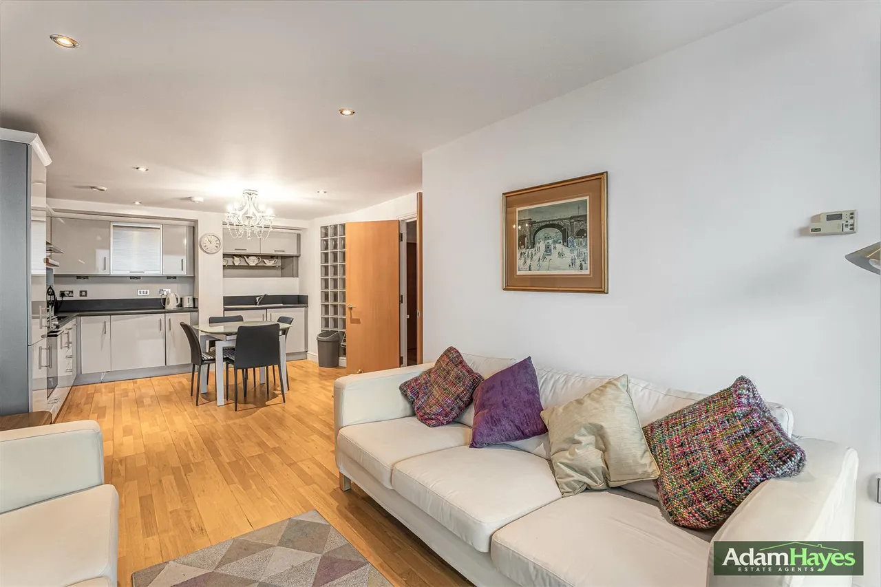 Kingsway, North Finchley, N12, photo 5
