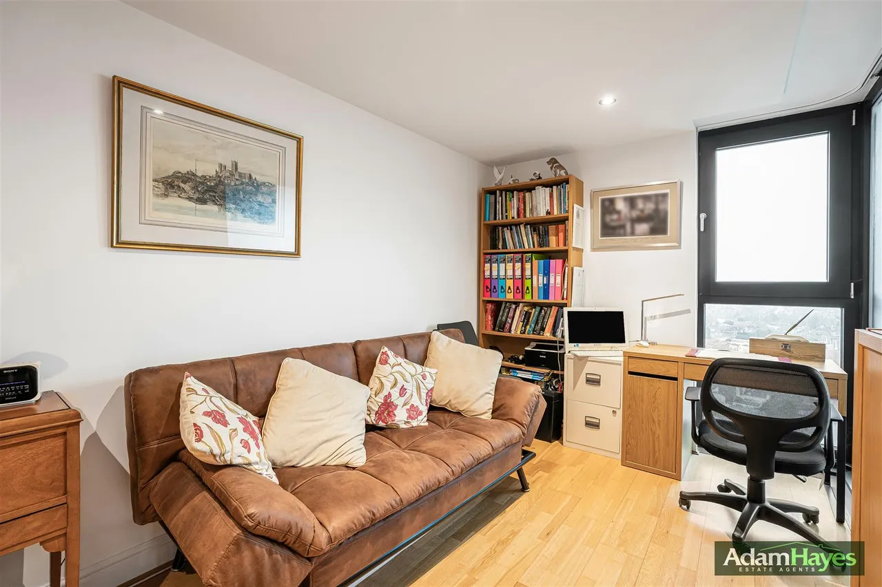 Kingsway, North Finchley, N12, photo 9