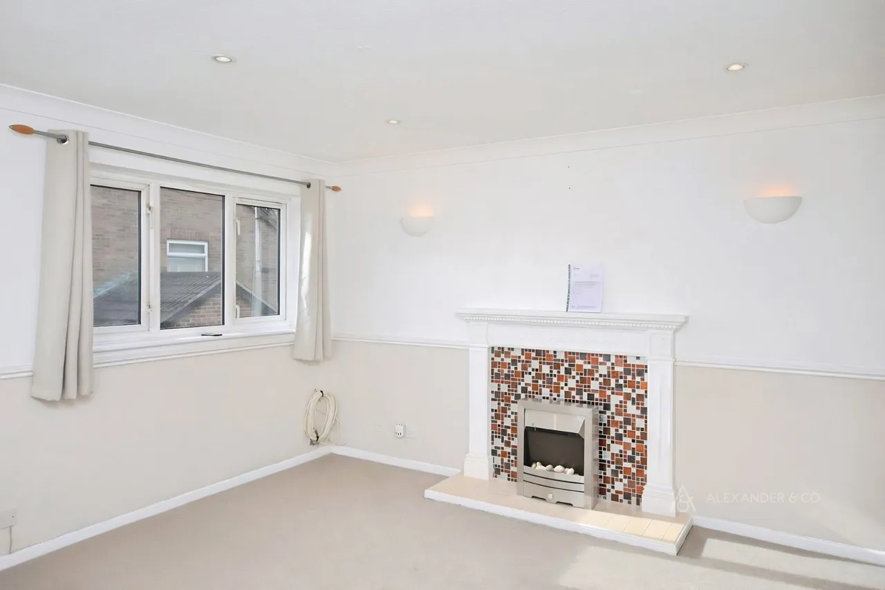 Aspen Close, Aylesbury, HP20, photo 3