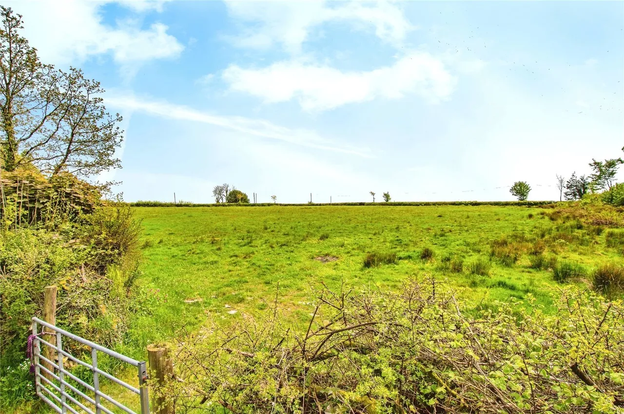 Penybont, Carmarthen, SA33, photo 4