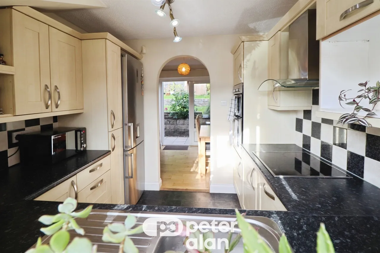 Pinecrest Drive, Cardiff, CF14, photo 7
