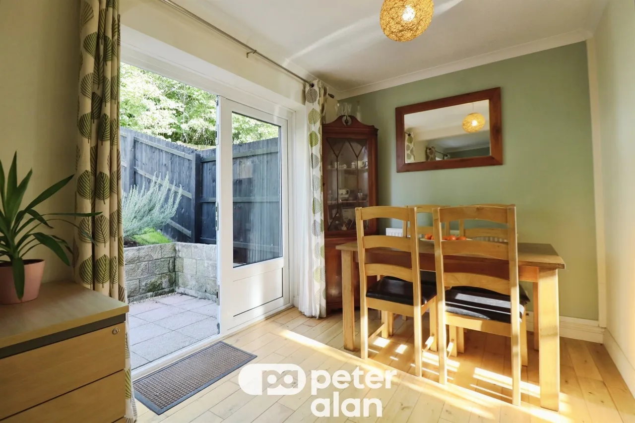 Pinecrest Drive, Cardiff, CF14, photo 6