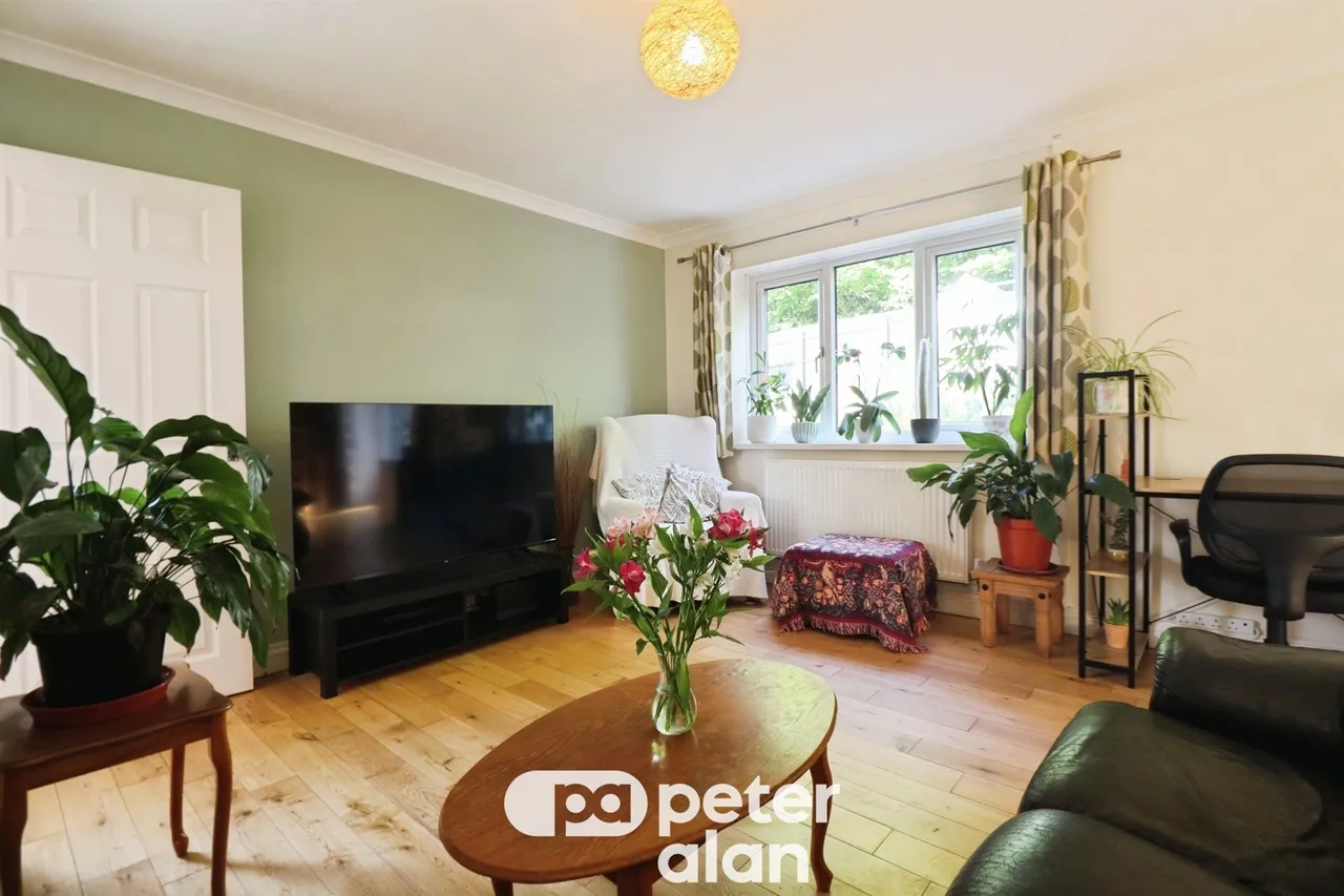 Pinecrest Drive, Cardiff, CF14, photo 4