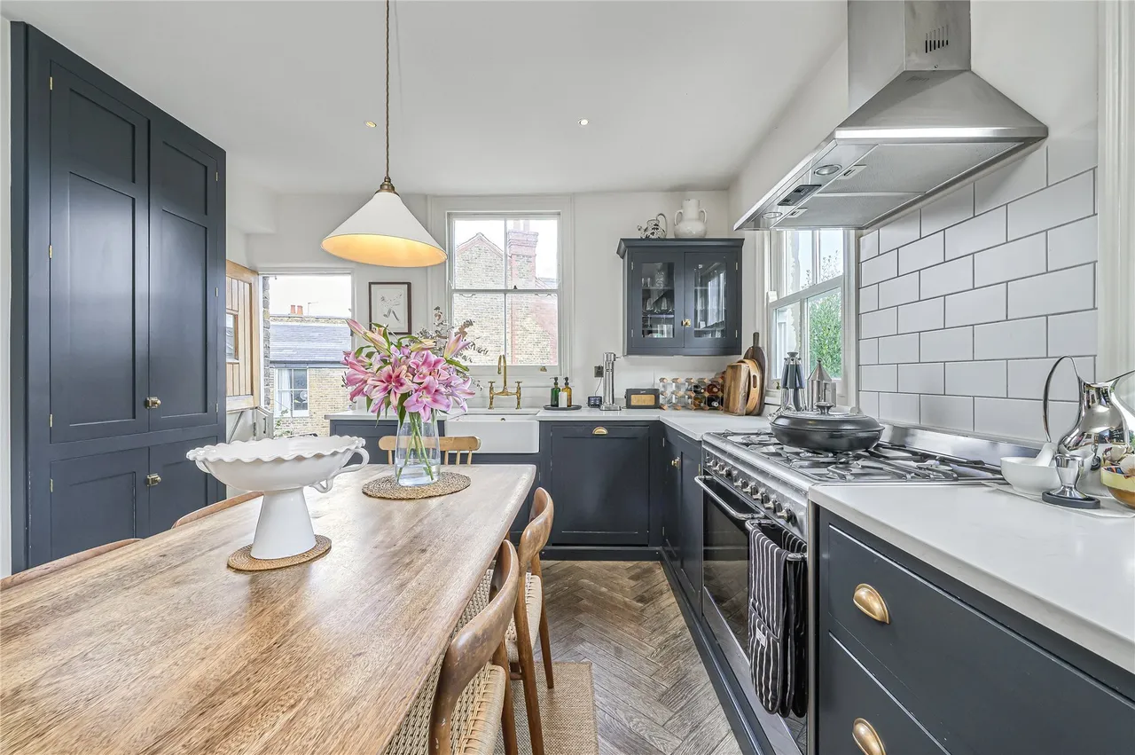 Emmanuel Road, London, SW12, photo 11