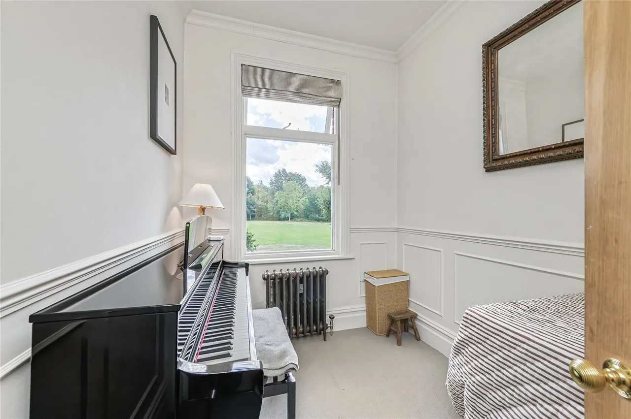 Emmanuel Road, London, SW12, photo 16