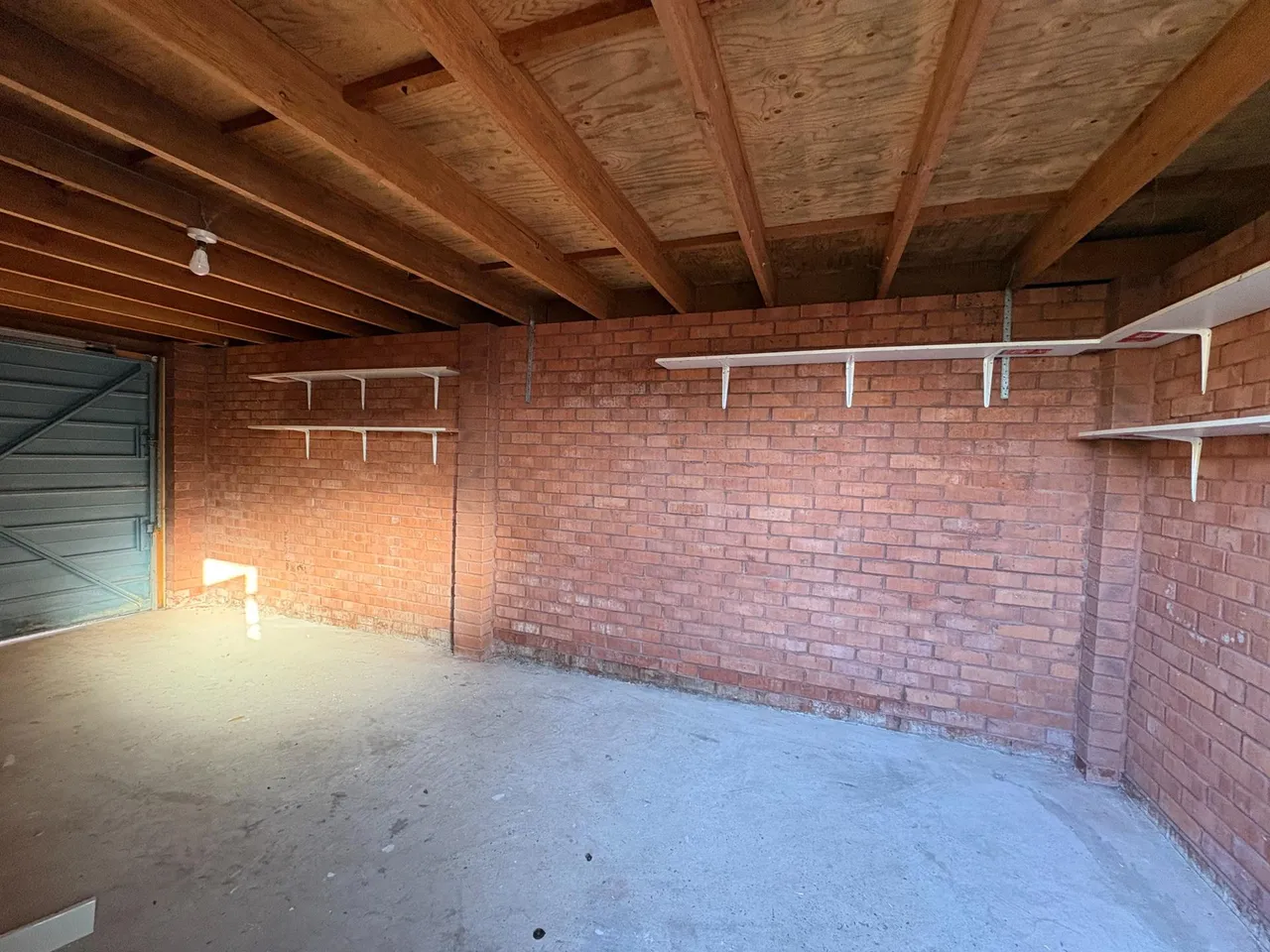 Juniper Gardens, Bingham, NG13, photo 13