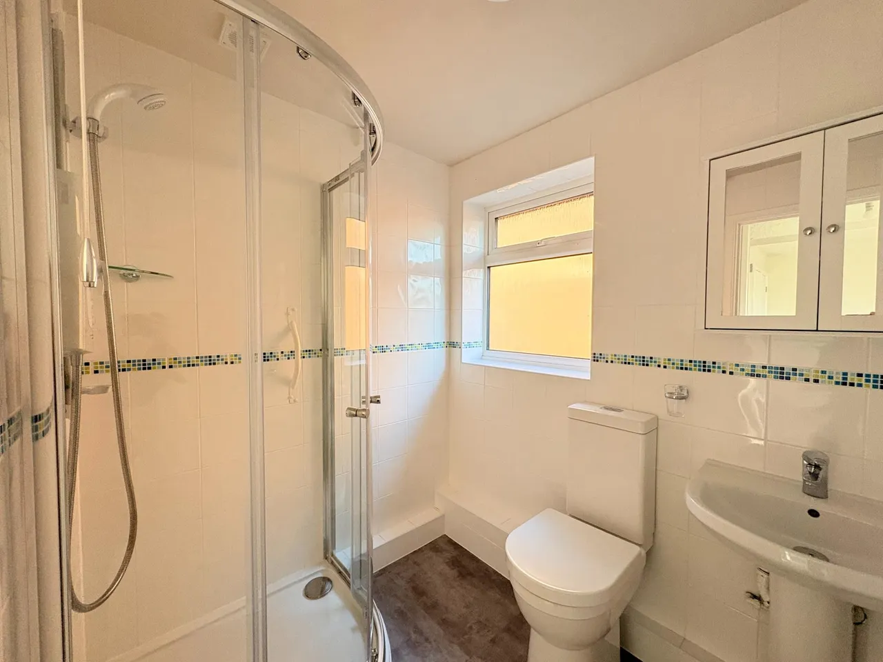 Juniper Gardens, Bingham, NG13, photo 6