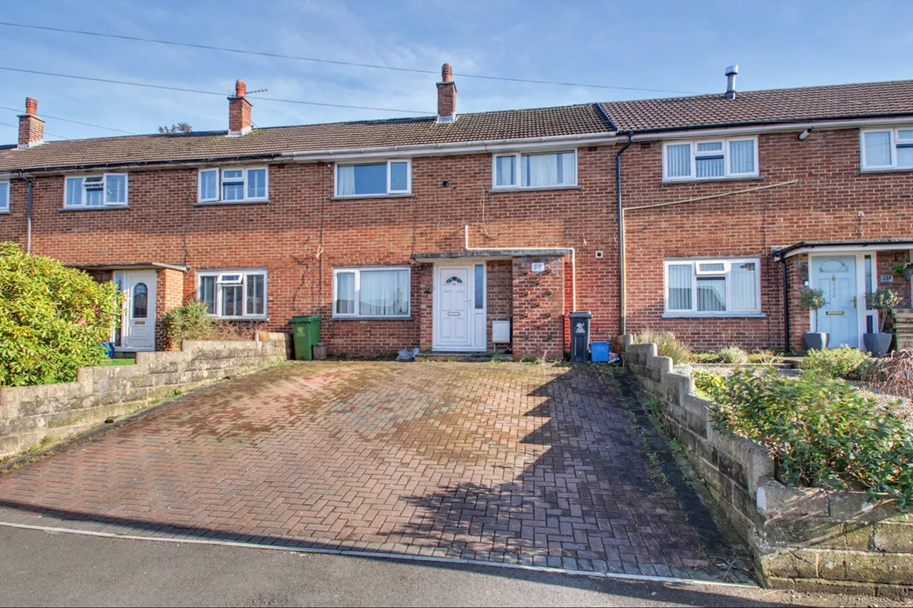 3 bed house for sale, Llanrumney Avenue, Cardiff