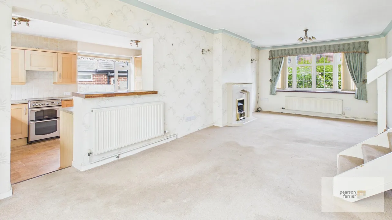 Brandle Avenue, Bury, BL8 1DX, photo 4