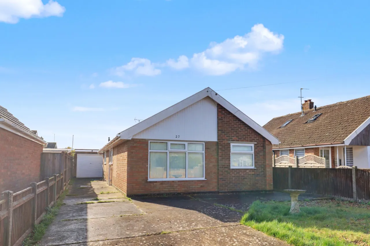 Clover Way, Gunton, photo 2
