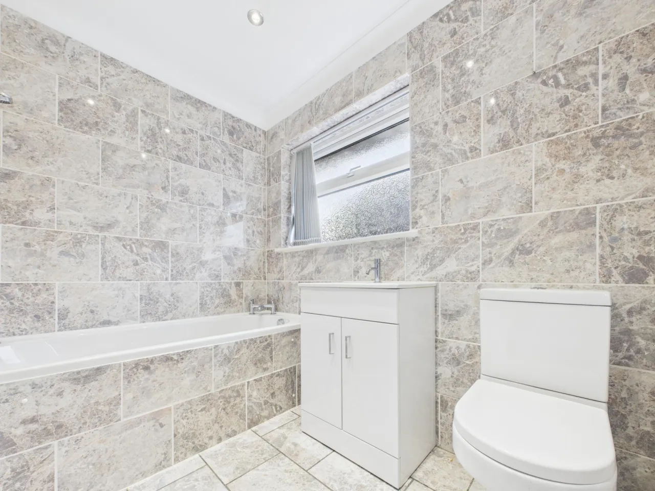 Clover Way, Gunton, photo 9