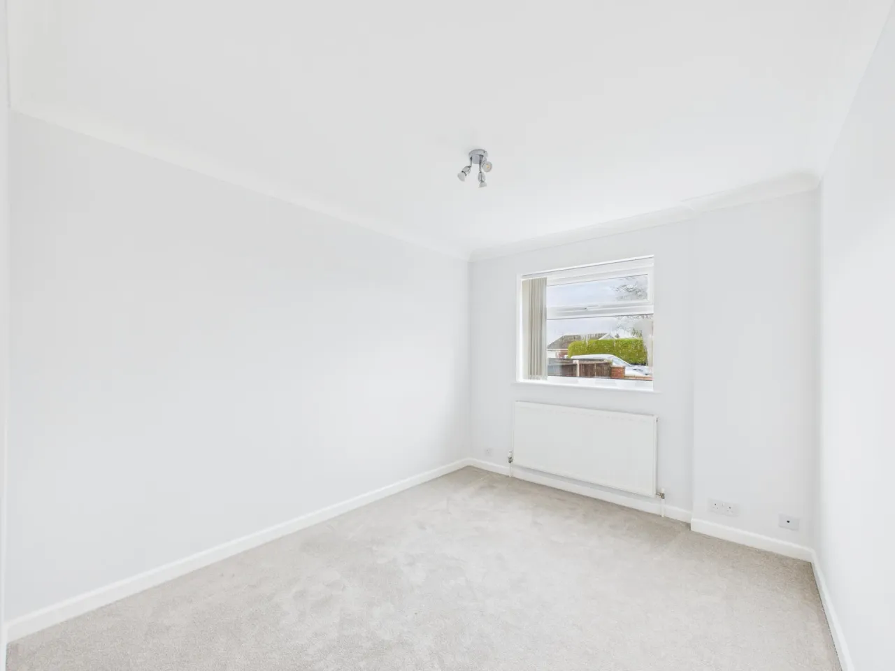 Clover Way, Gunton, photo 8