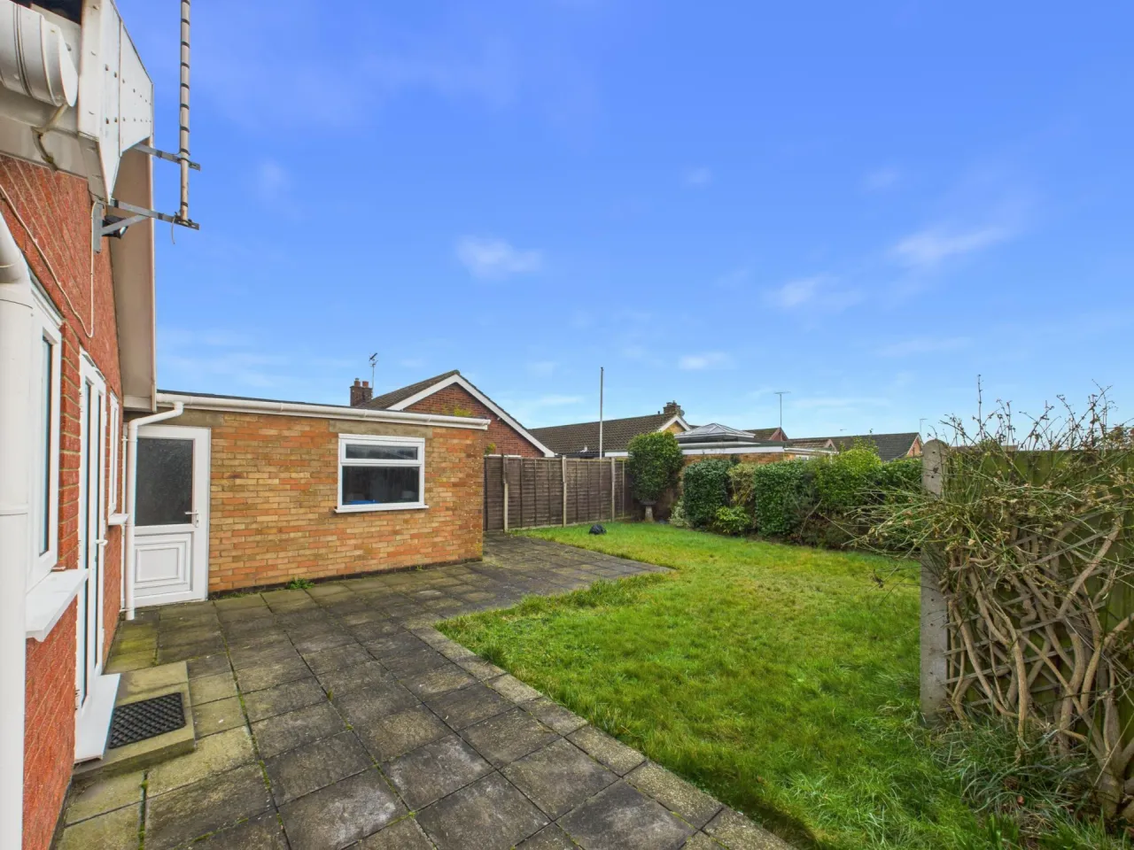 Clover Way, Gunton, photo 11