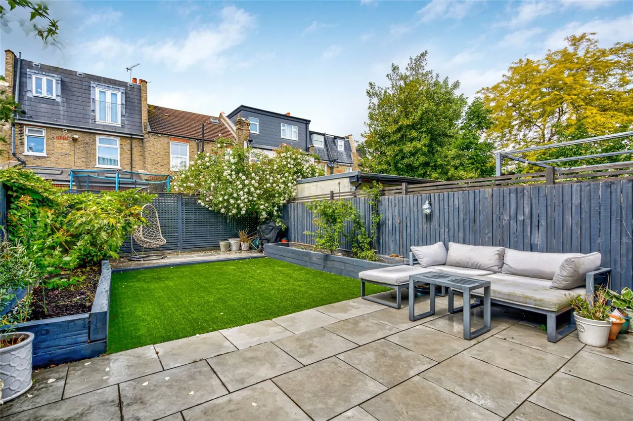 Ribblesdale Road, Furzedown, photo 9
