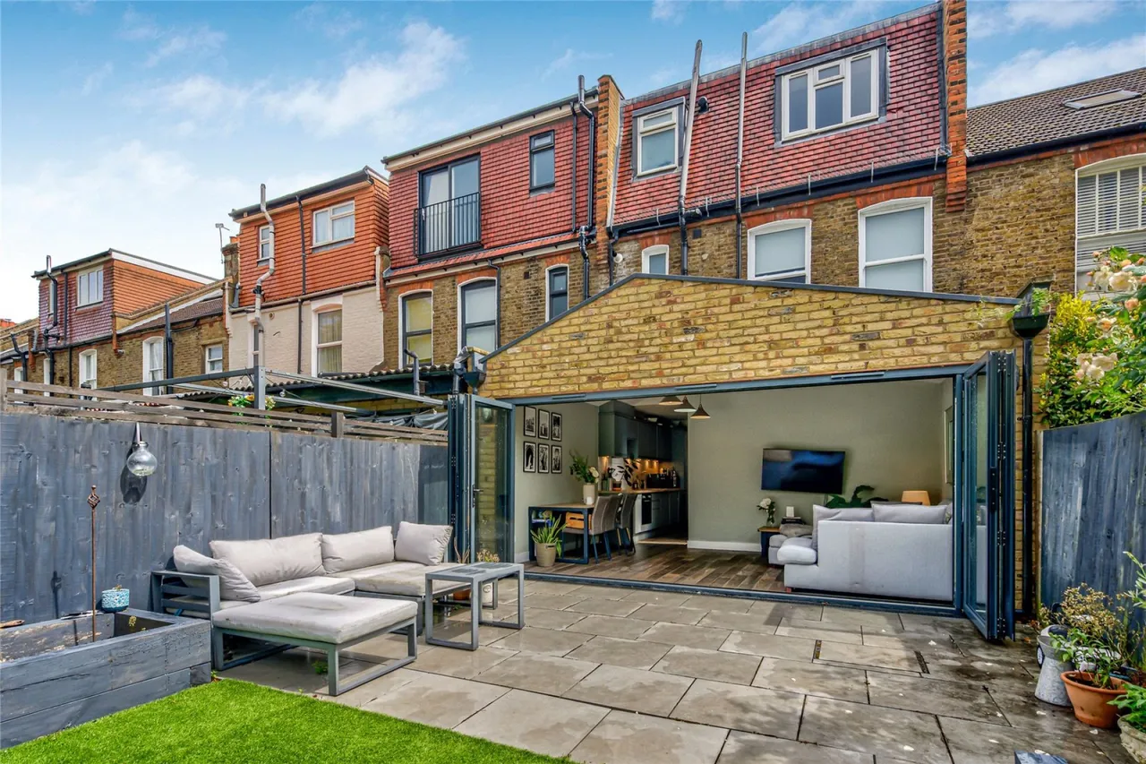 Ribblesdale Road, Furzedown, photo 8
