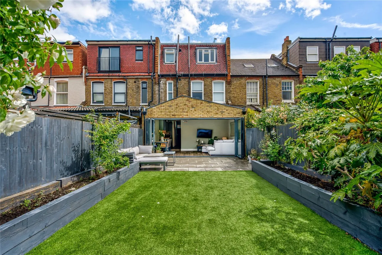 Ribblesdale Road, Furzedown, photo 6