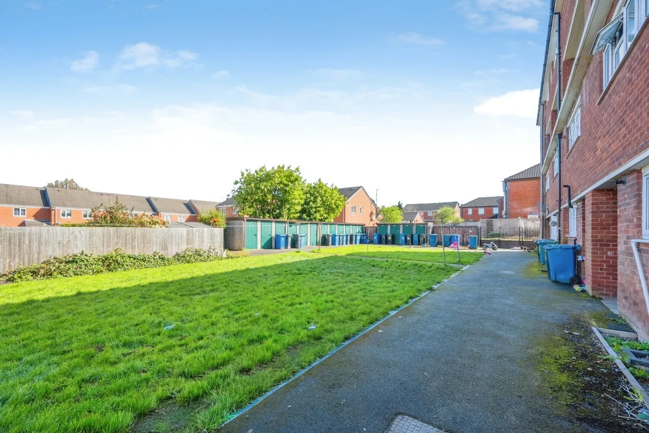 Neville Street, Glascote, Tamworth, Staffordshire, B77, photo 19