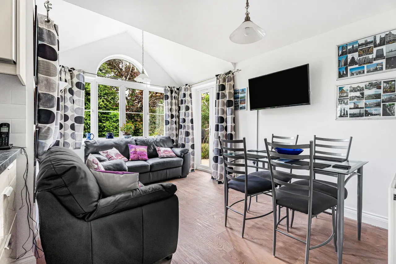 Heigham Court, Stanford in the Vale, SN7, photo 3