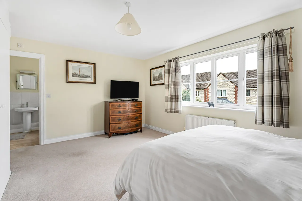 Heigham Court, Stanford in the Vale, SN7, photo 13