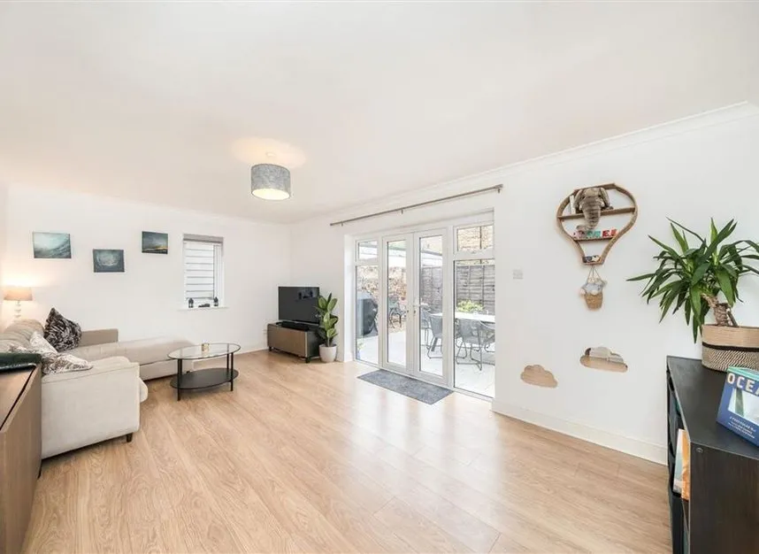 School Lane, Hampton Wick, KT1, photo 2