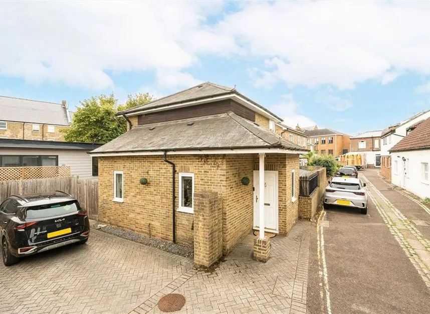 3 bed house for sale — School Lane, Hampton Wick, KT1