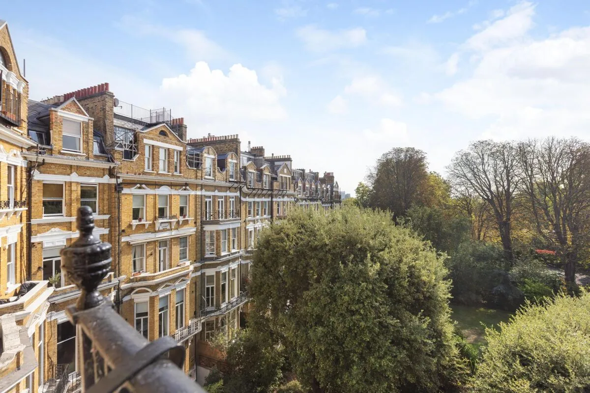 Airlie Gardens, London, W8, photo 15
