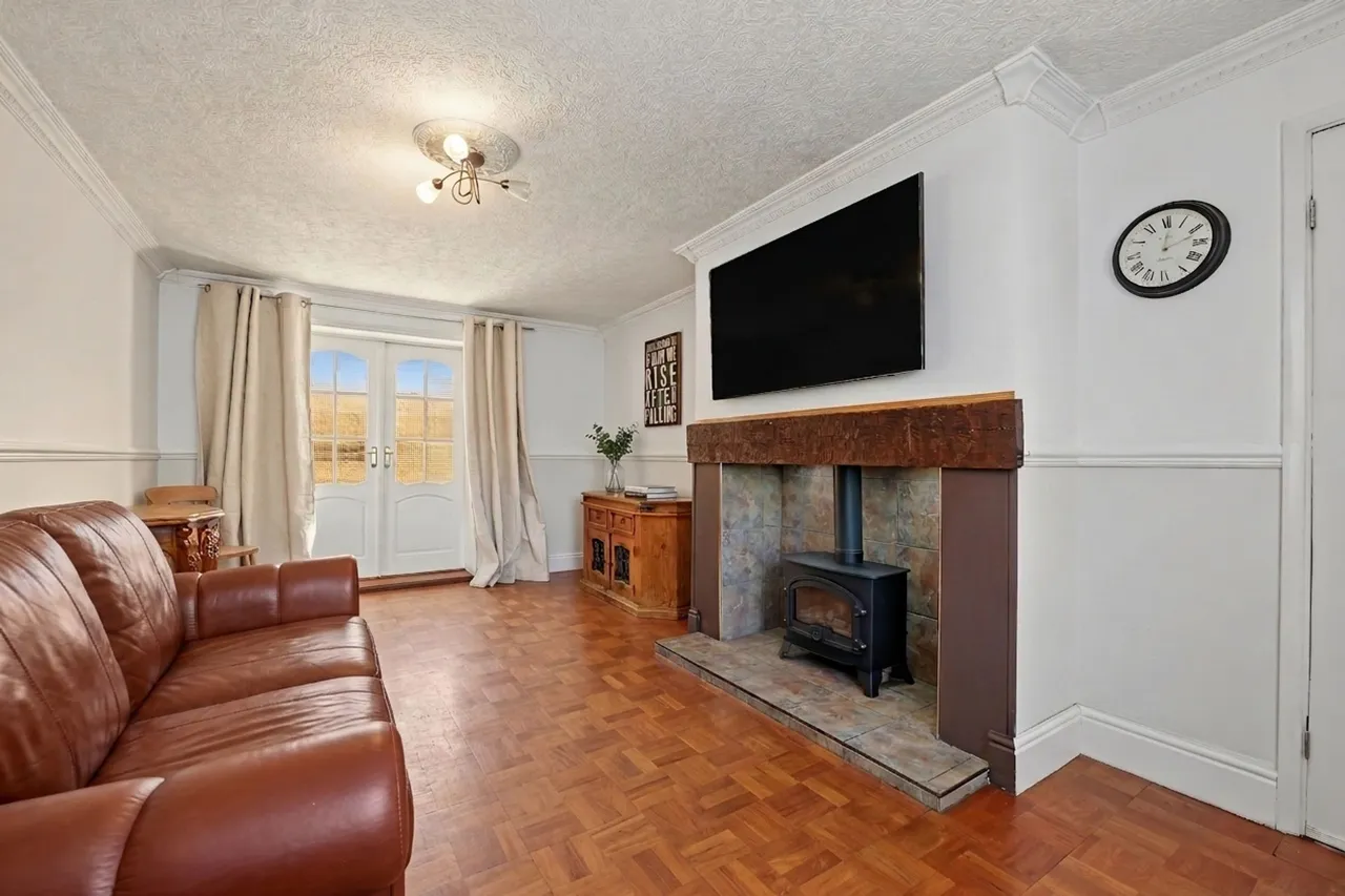 Randles Close, Bushby, LE7, photo 2