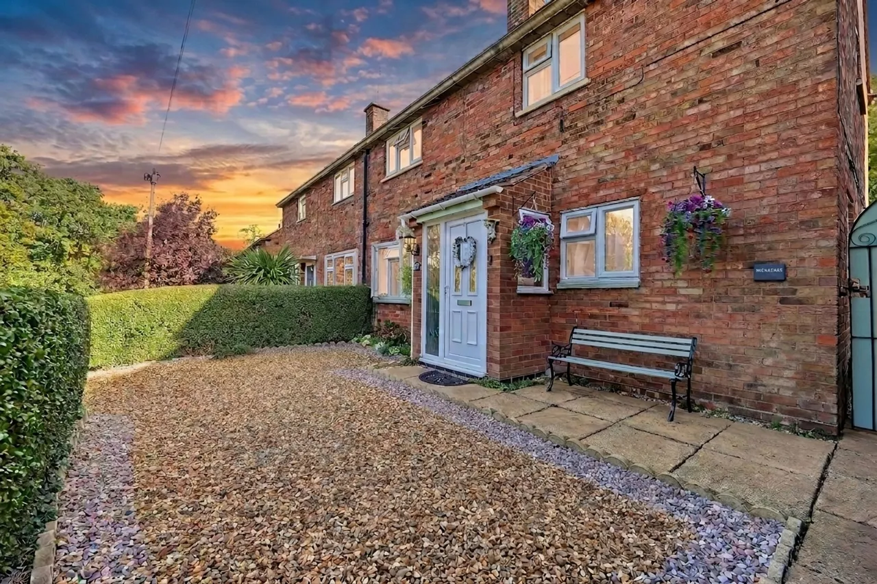 Randles Close, Bushby, LE7, photo 13