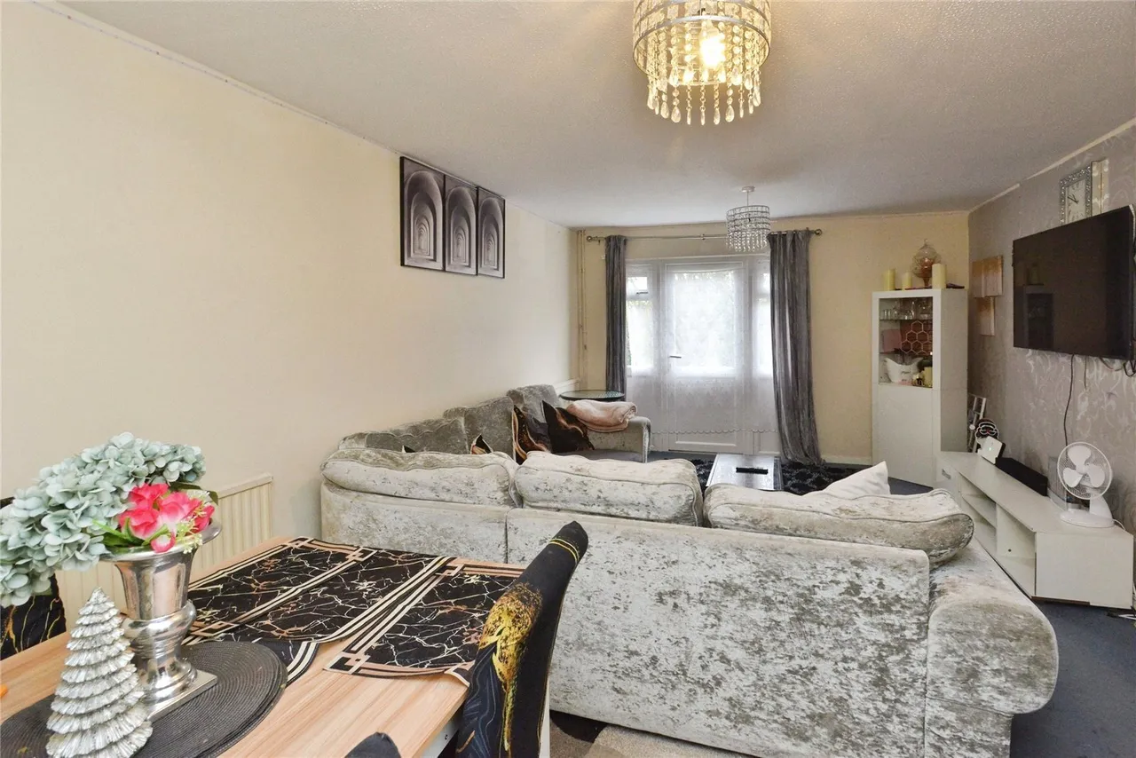 Shackleton Place, Oldbrook, Milton Keynes, Buckinghamshire, MK6, photo 7