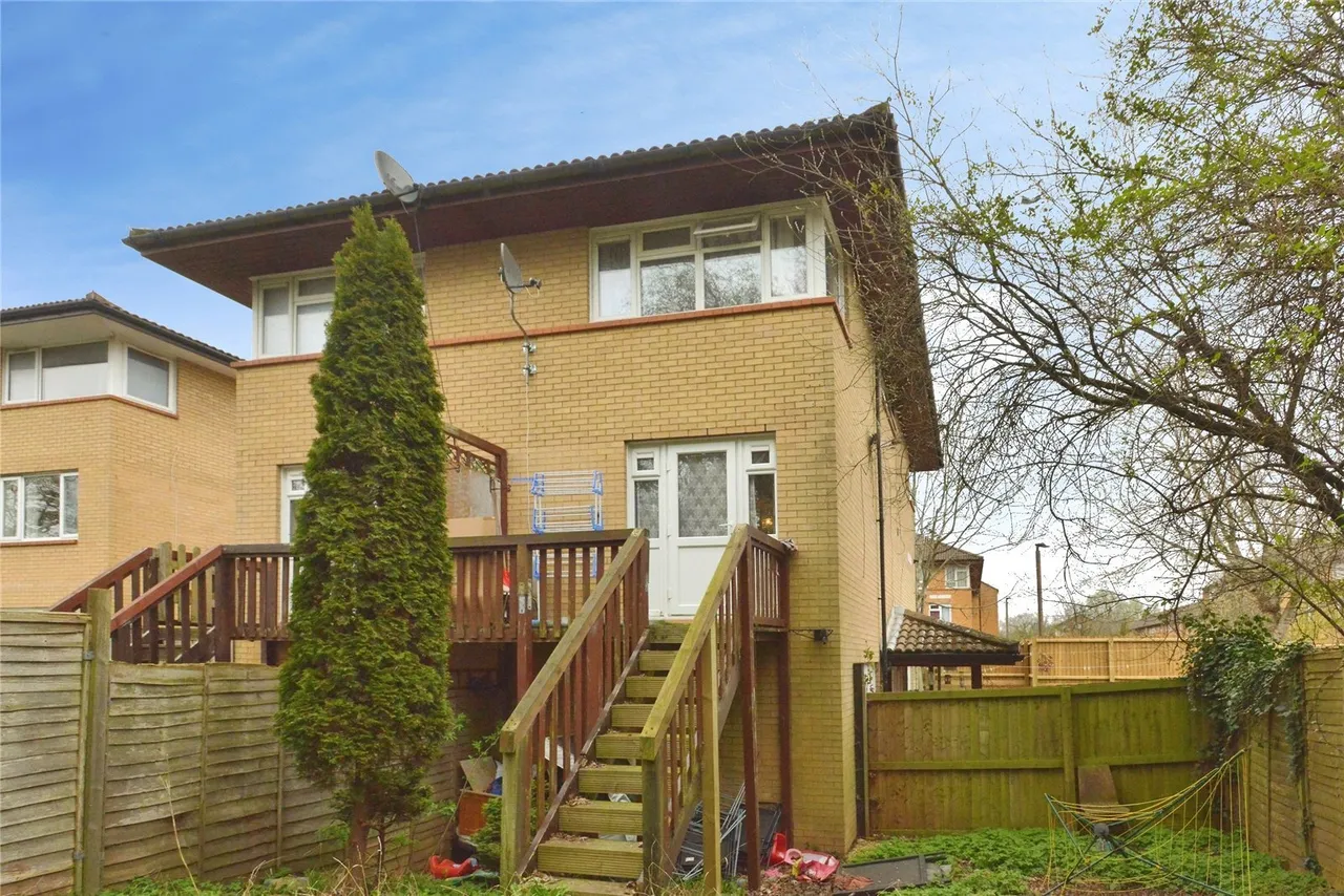 Shackleton Place, Oldbrook, Milton Keynes, Buckinghamshire, MK6, photo 18