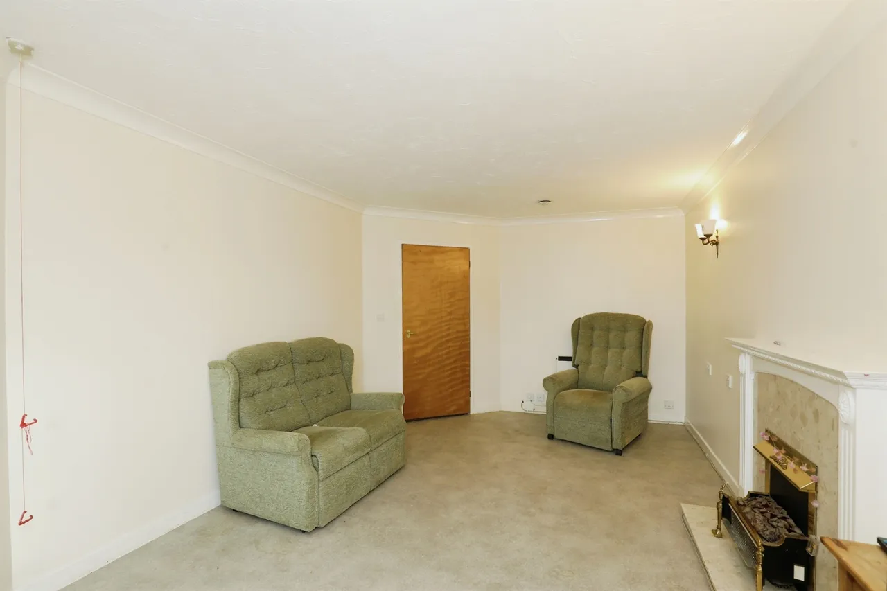 London Road, Northwich, CW9, photo 13