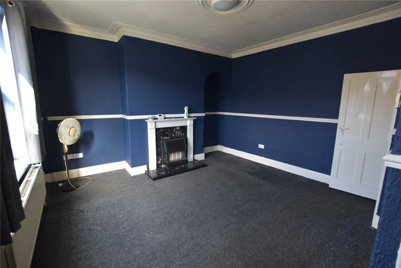 Longroyd Avenue, Leeds, LS11, photo 2