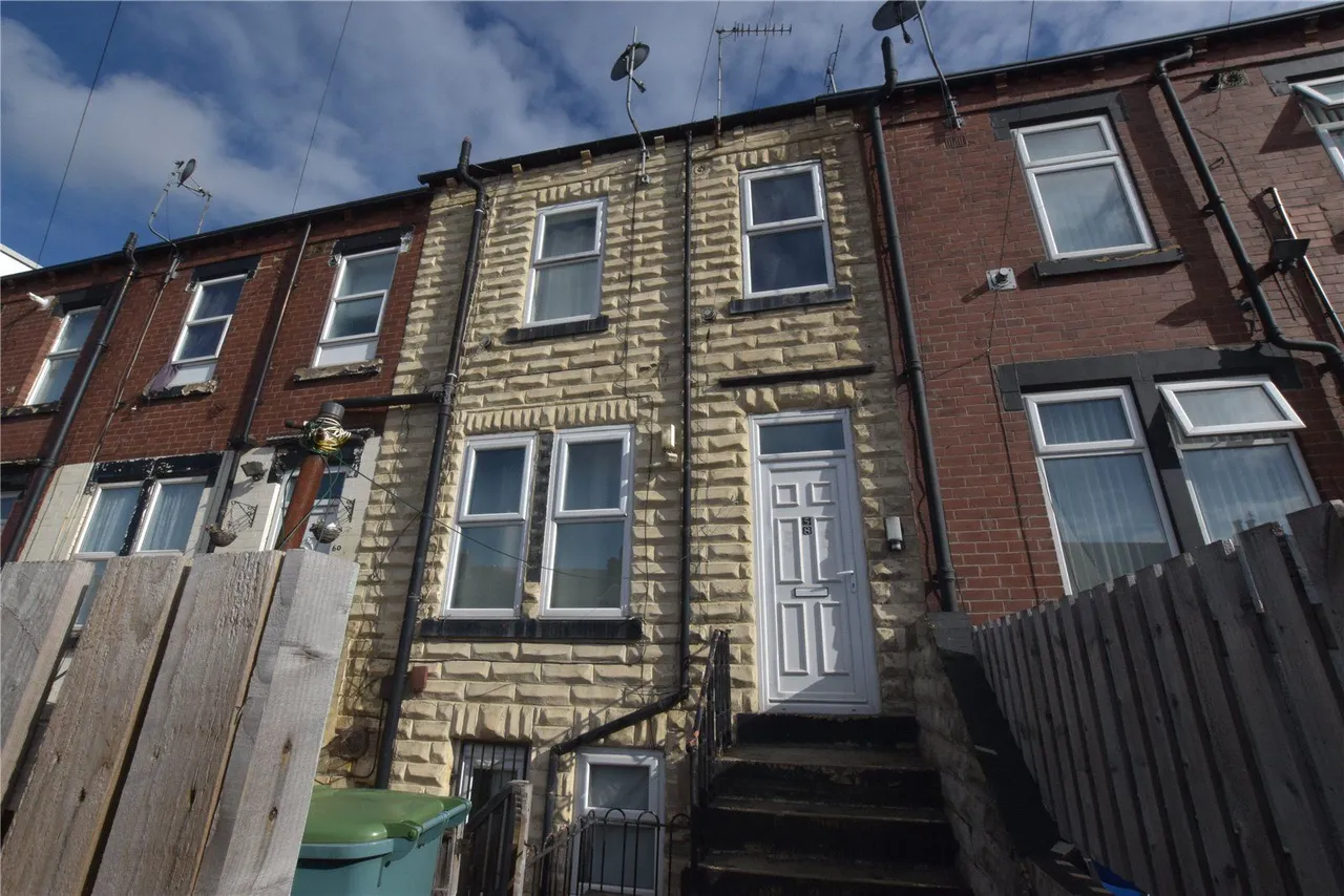 2 bed house for sale, Longroyd Avenue, Leeds, LS11