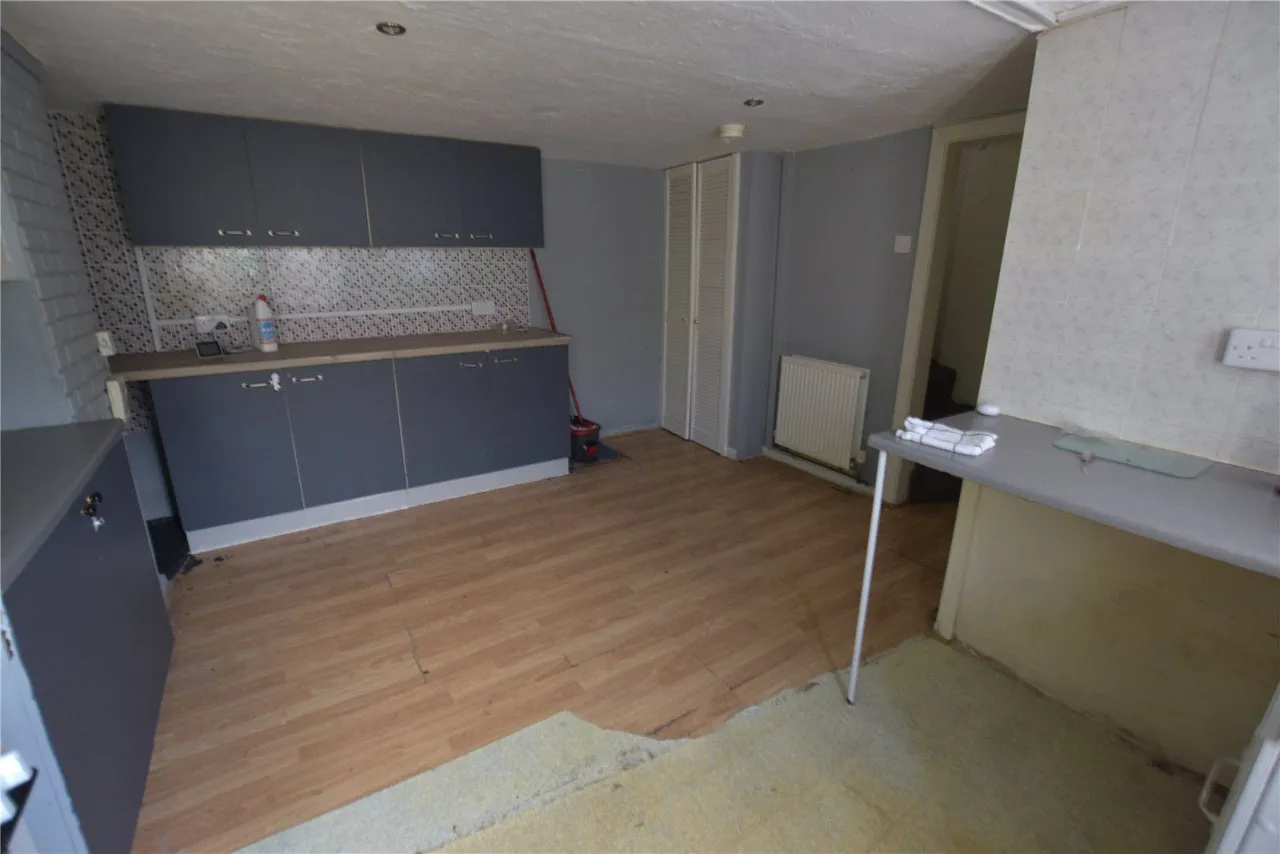 Longroyd Avenue, Leeds, LS11, photo 5