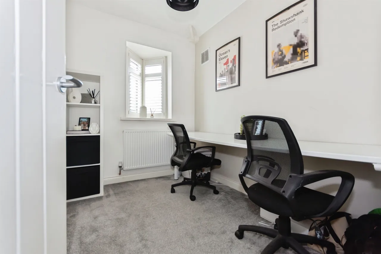 Bramley Croft, Shirley, B90, photo 14