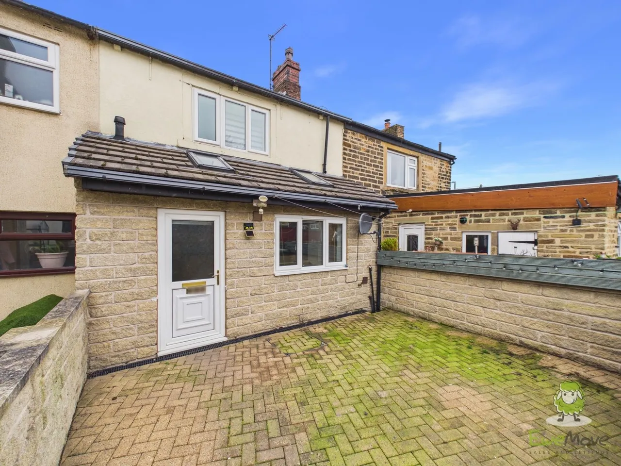 Carlinghow Lane, Batley, WF17, photo 19