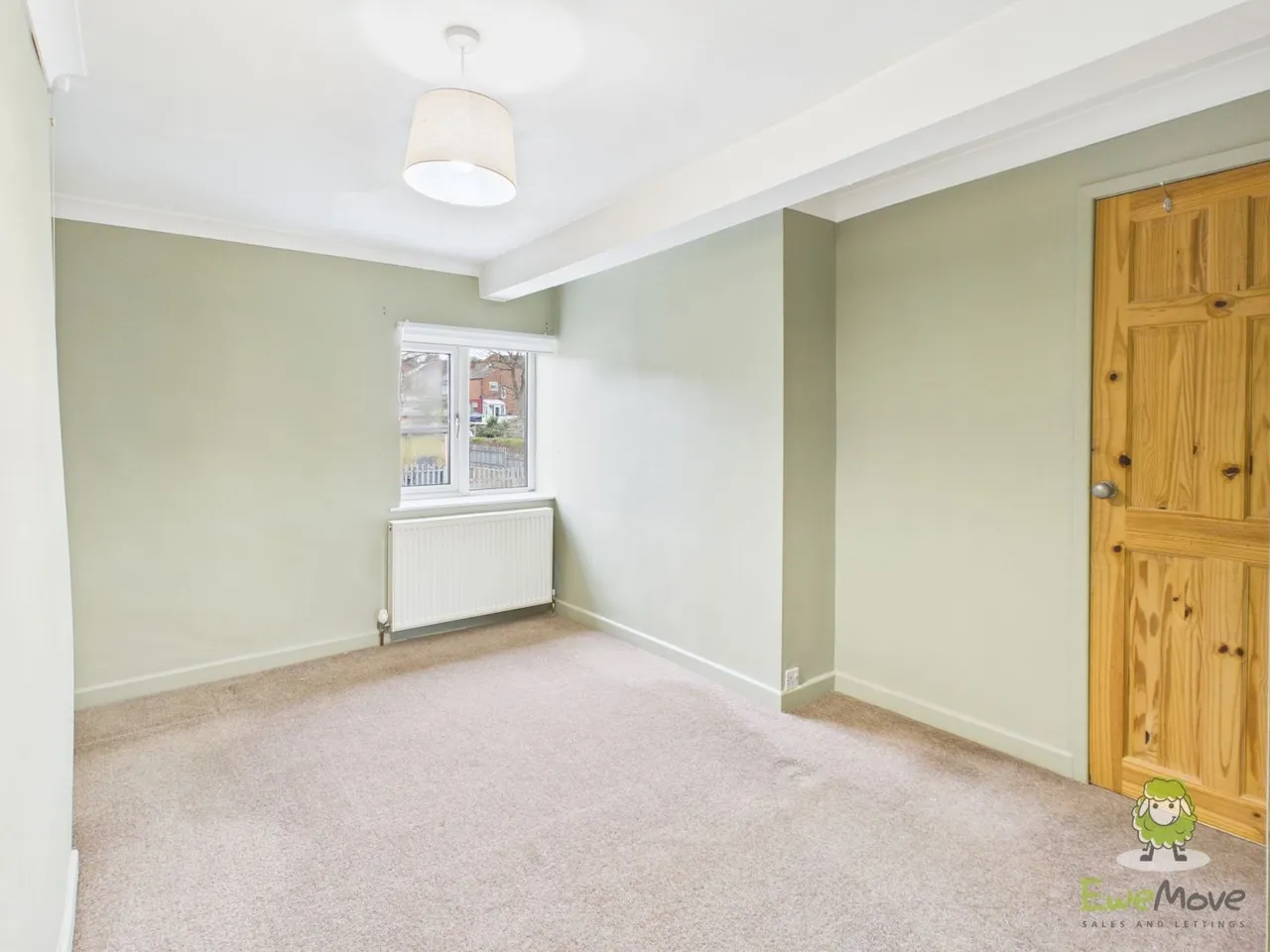 Carlinghow Lane, Batley, WF17, photo 14