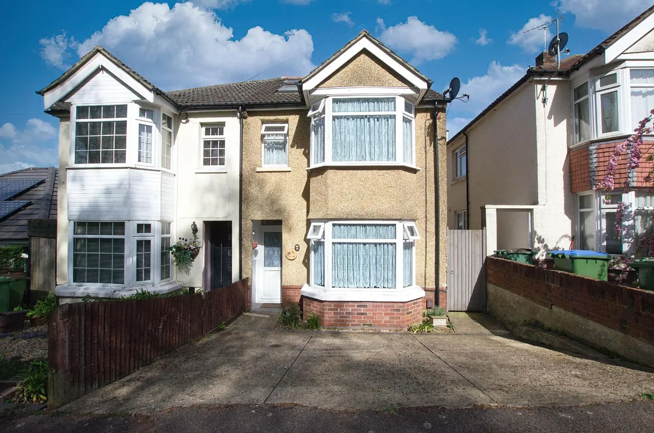 5 bed house for sale — Copsewood Road, Bitterne Park, Southampton, SO18 1QU