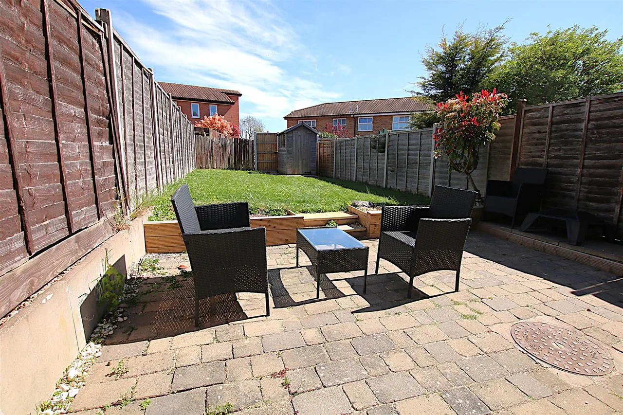Butts Croft Close, East Hunsbury, photo 10