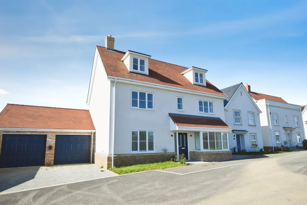 6 bed house for sale — Rutland Place, Rettendon Common, Chelmsford