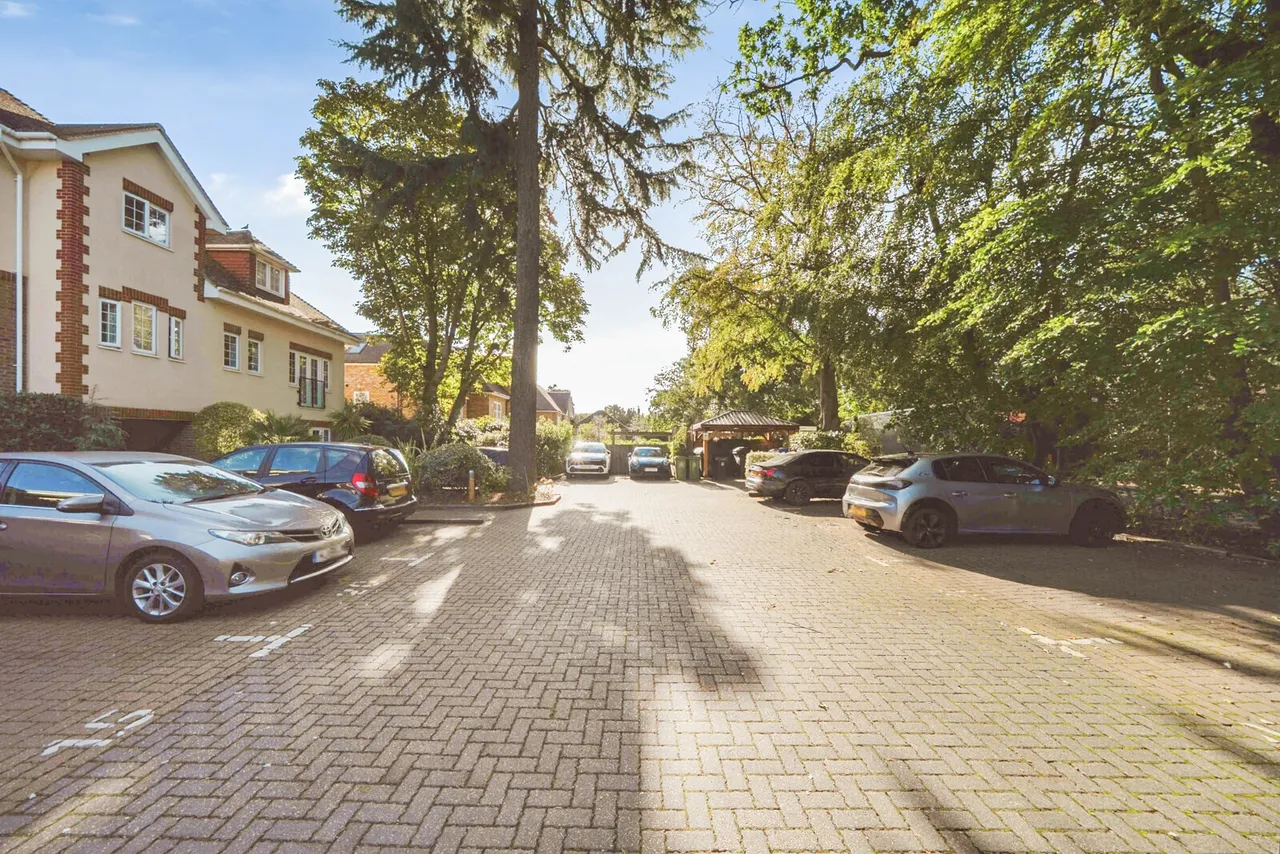 Woodham Place, Woodham, KT15, photo 18
