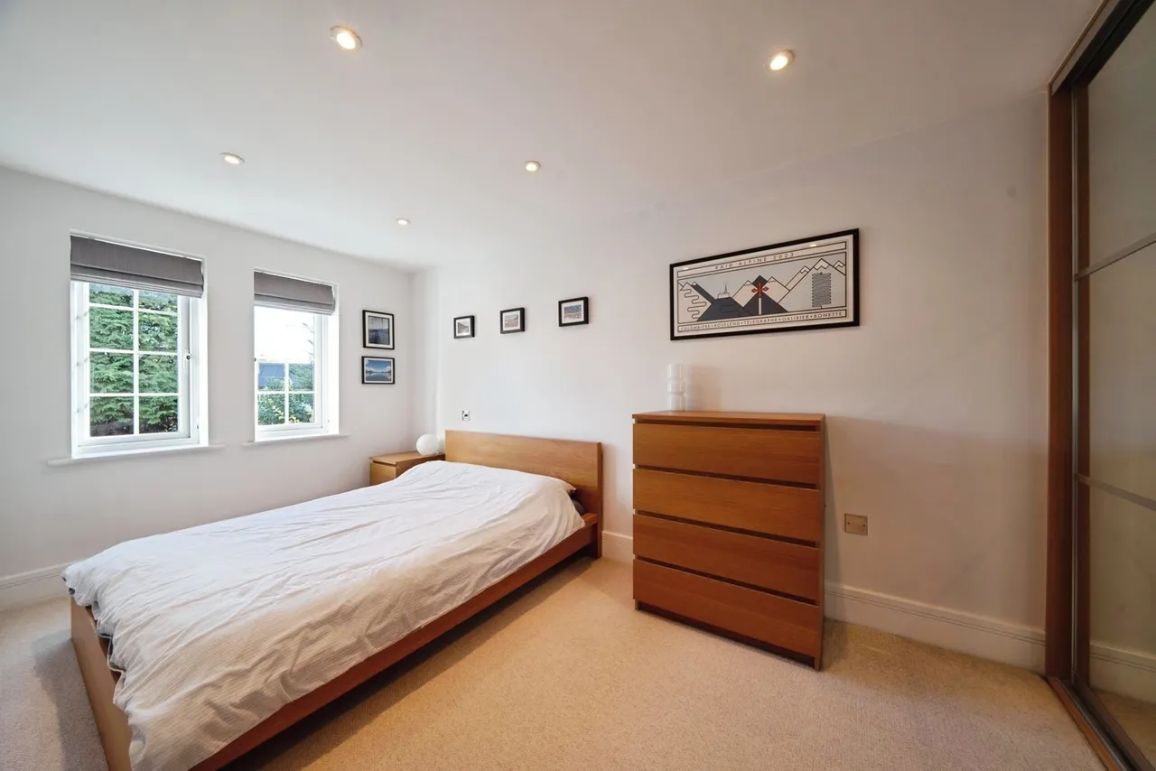 Woodham Place, Woodham, KT15, photo 7